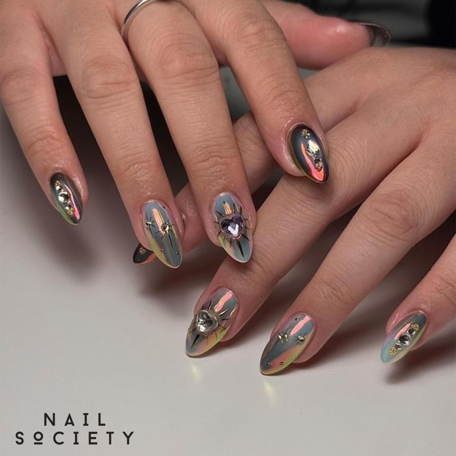 Chrome Nails 
